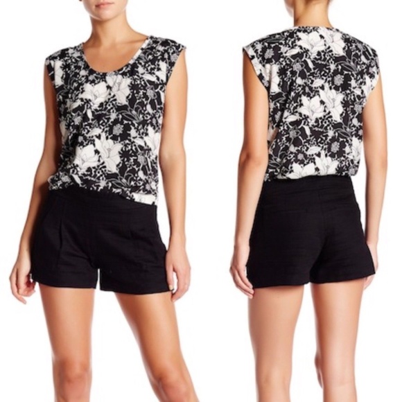 J. Crew Pants - J Crew Factory Pleated Shorts Banded Waist wPocket